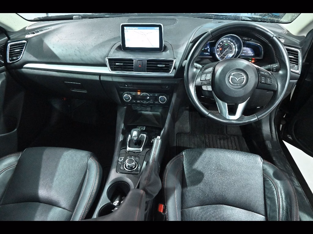 MAZDA AXELA