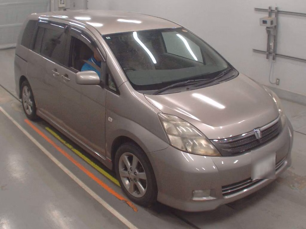 TOYOTA ISIS