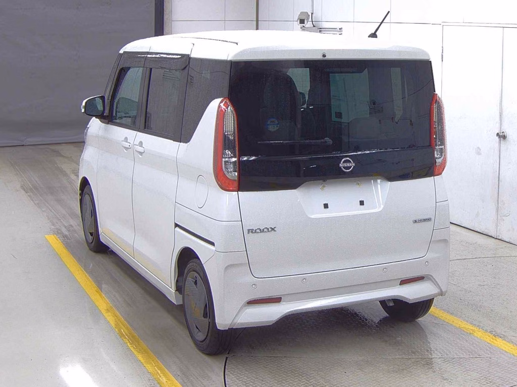 NISSAN ROOX