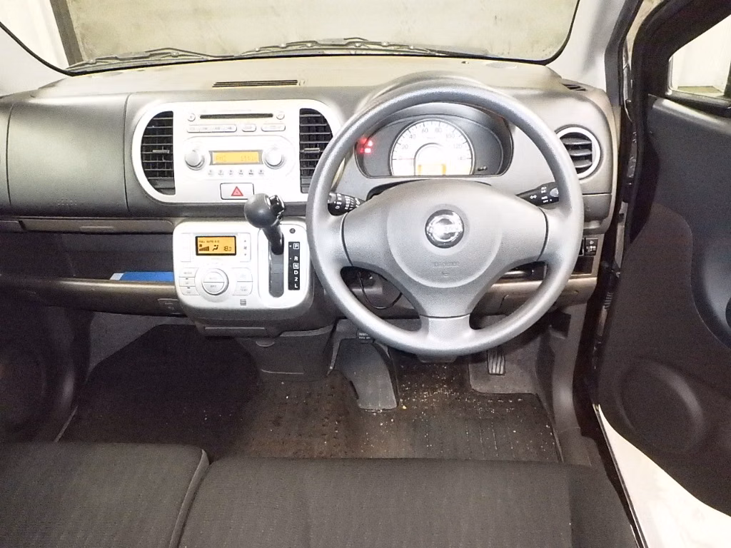 NISSAN MOCO