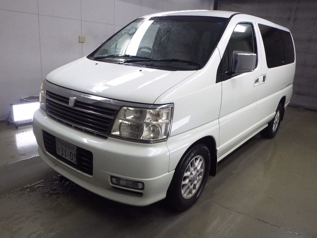 NISSAN ELGRAND