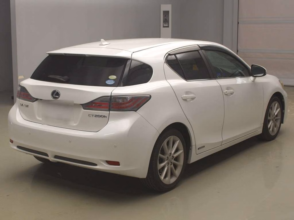LEXUS CT200H
