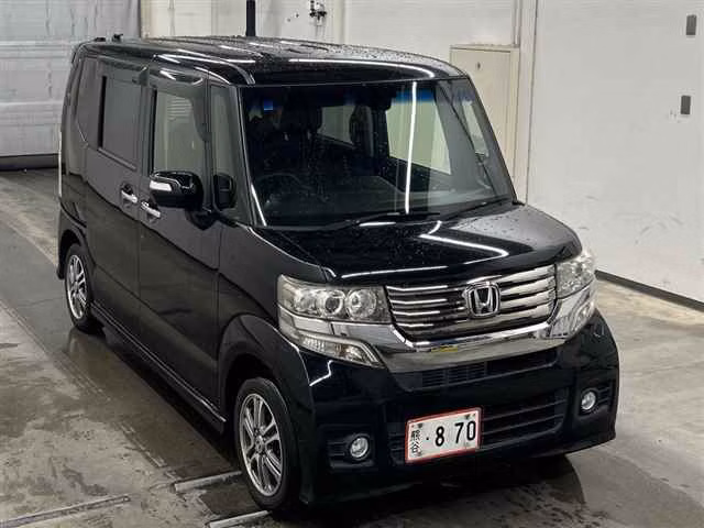 HONDA N-BOX