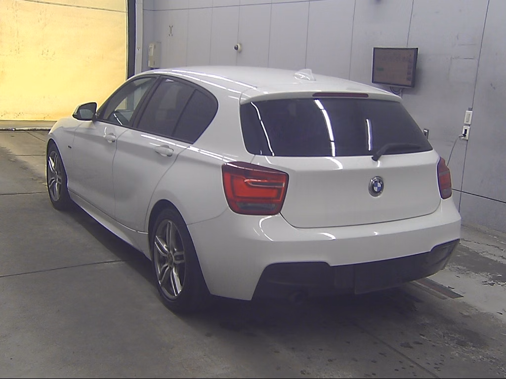 BMW 1-SERIES