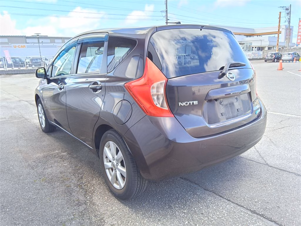 NISSAN NOTE
