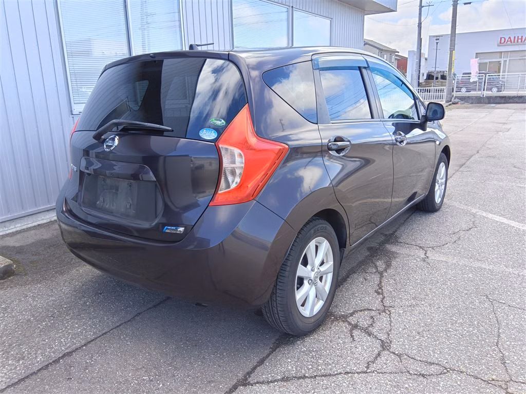 NISSAN NOTE