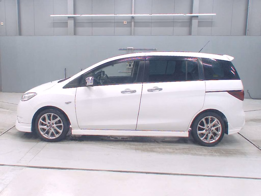 NISSAN LAFESTA