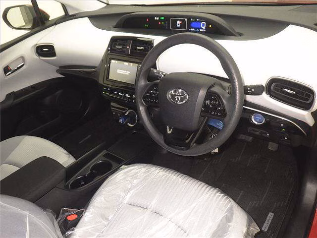 TOYOTA PRIUS PHV