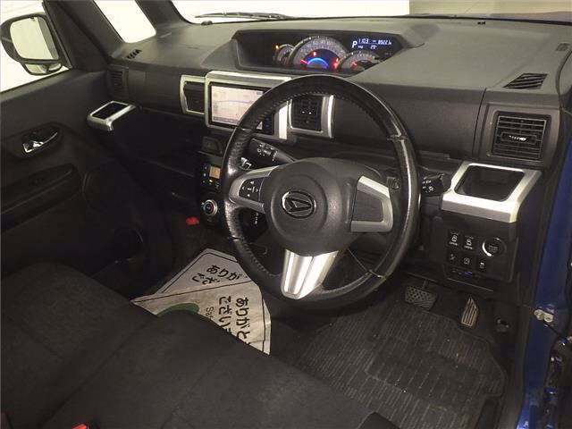 DAIHATSU WAKE