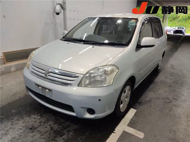 TOYOTA RAUM
