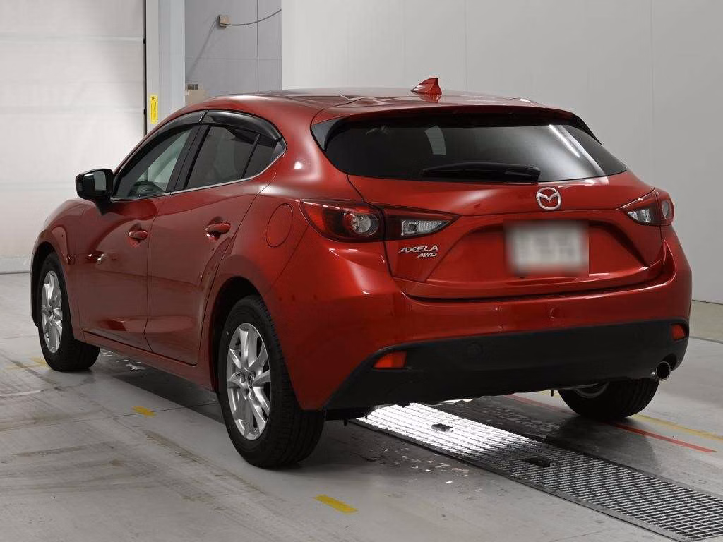 MAZDA AXELA