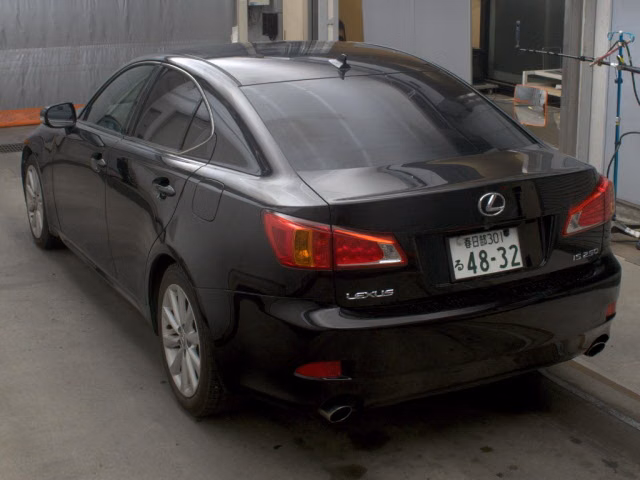LEXUS IS250