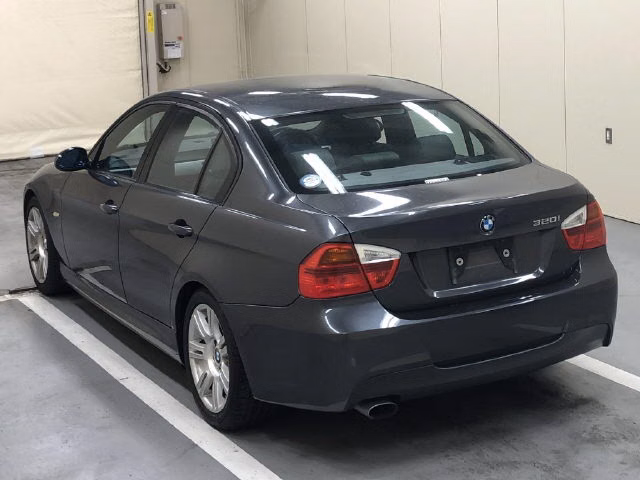 BMW 3-SERIES