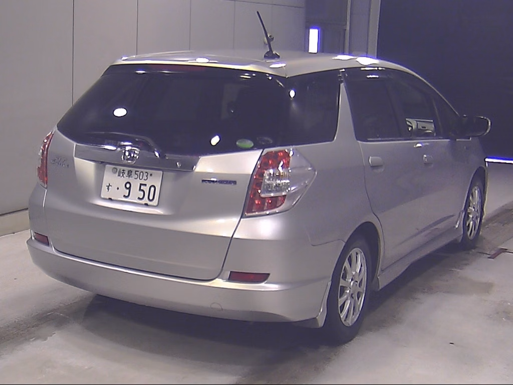 HONDA FIT SHUTTLE
