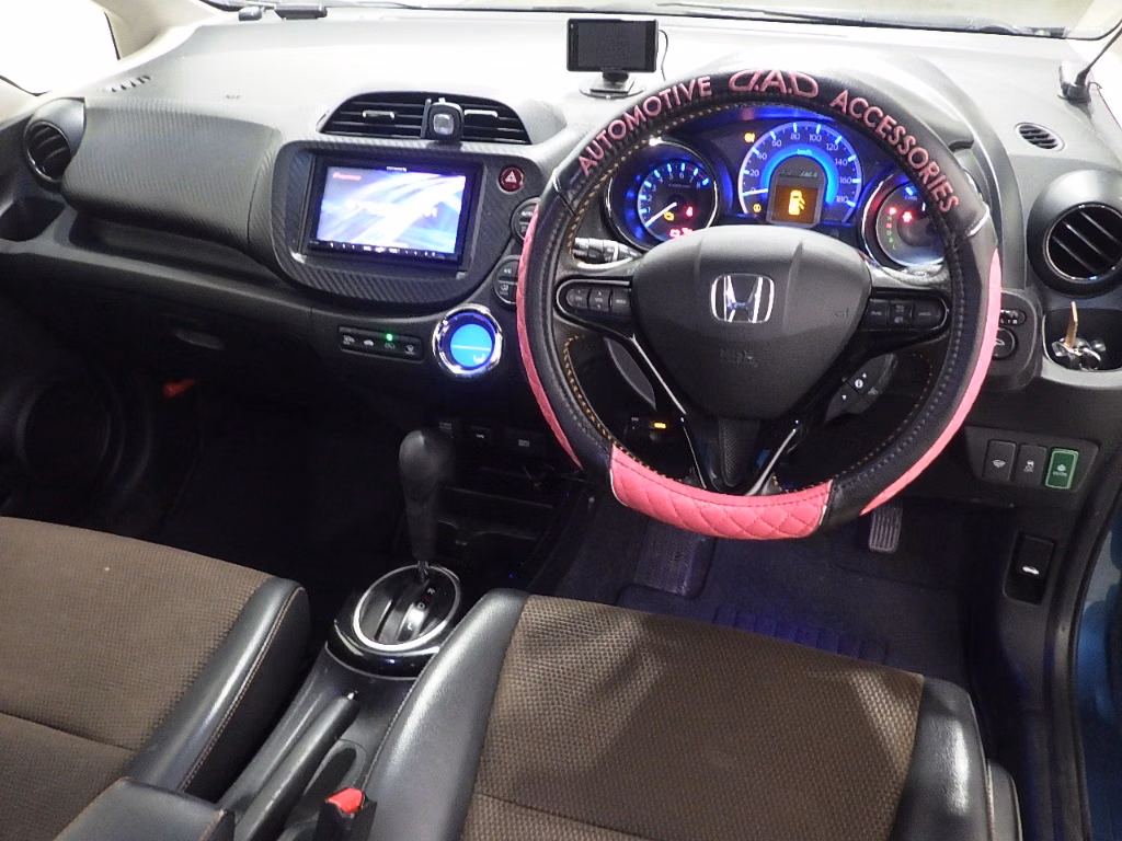 HONDA FIT SHUTTLE
