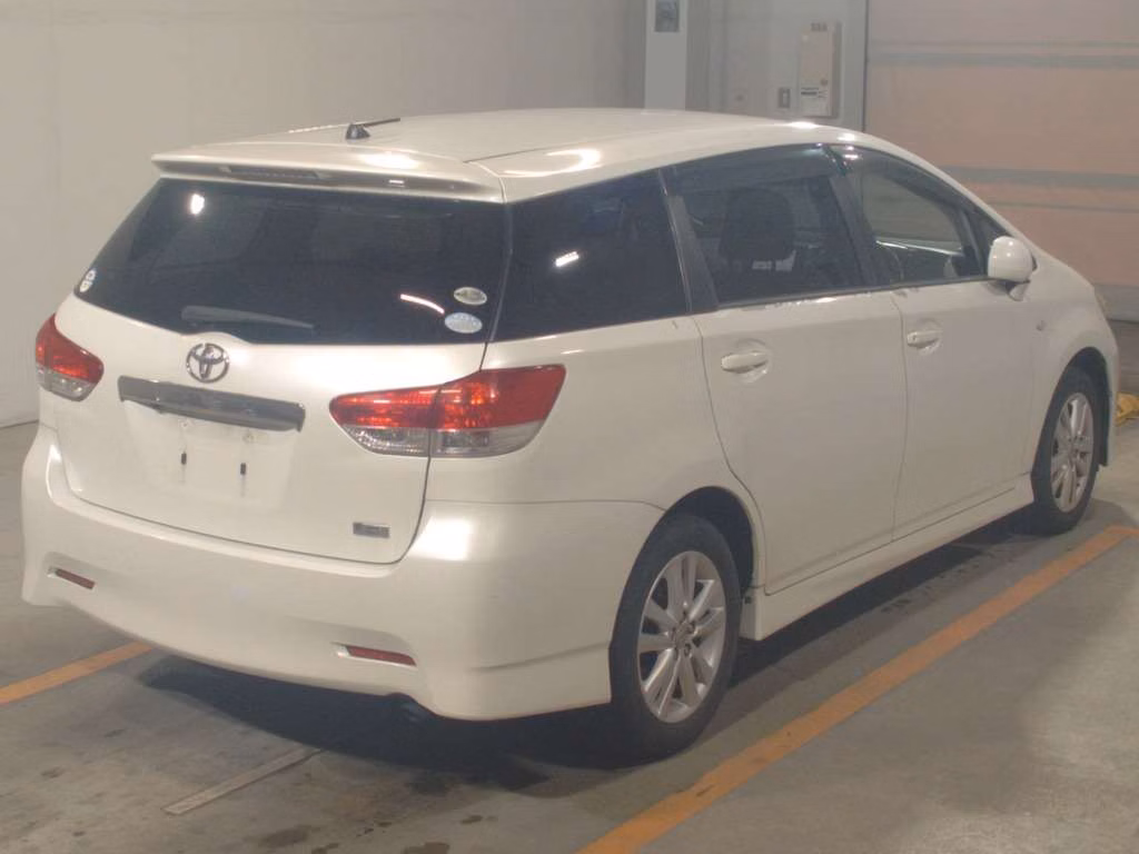 TOYOTA WISH