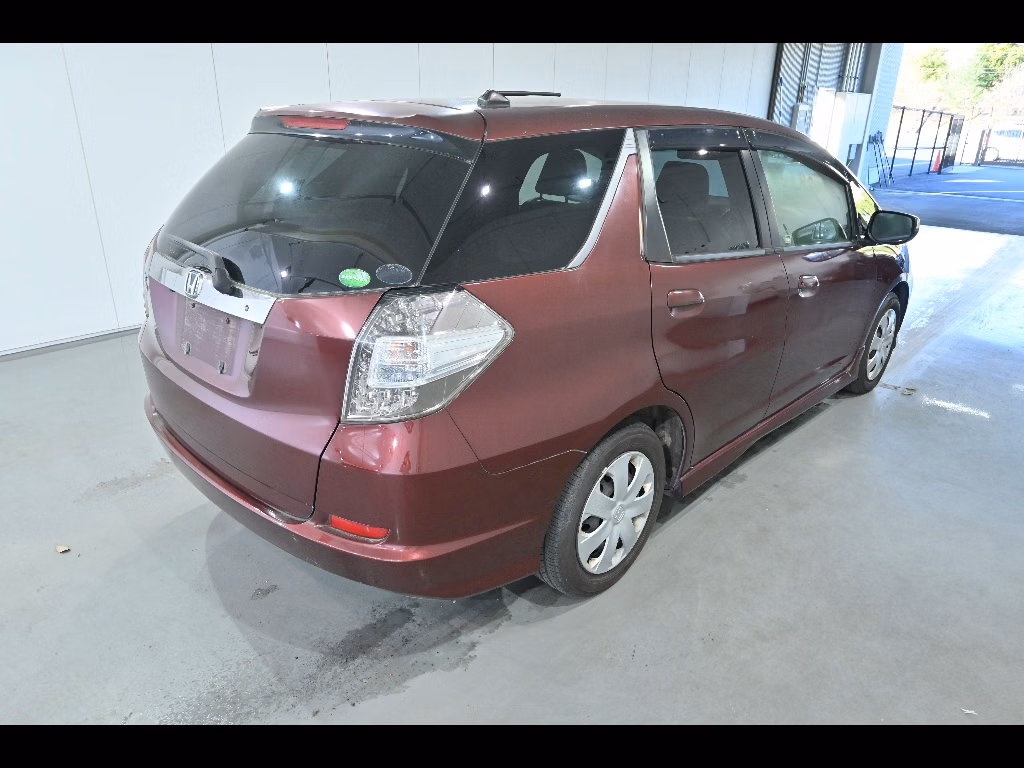 HONDA FIT SHUTTLE