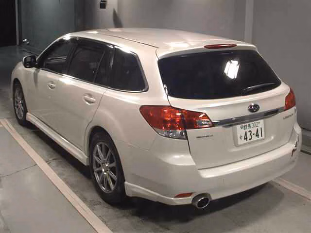 SUBARU LEGACY