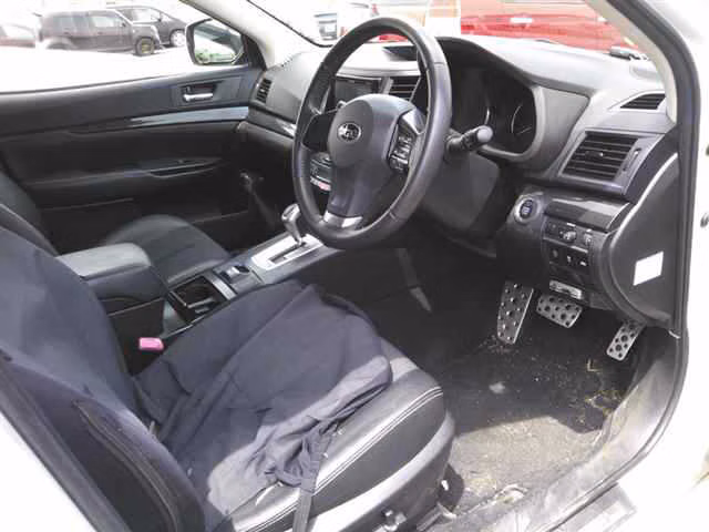 SUBARU LEGACY