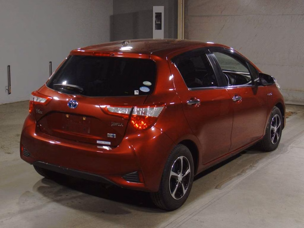 TOYOTA VITZ