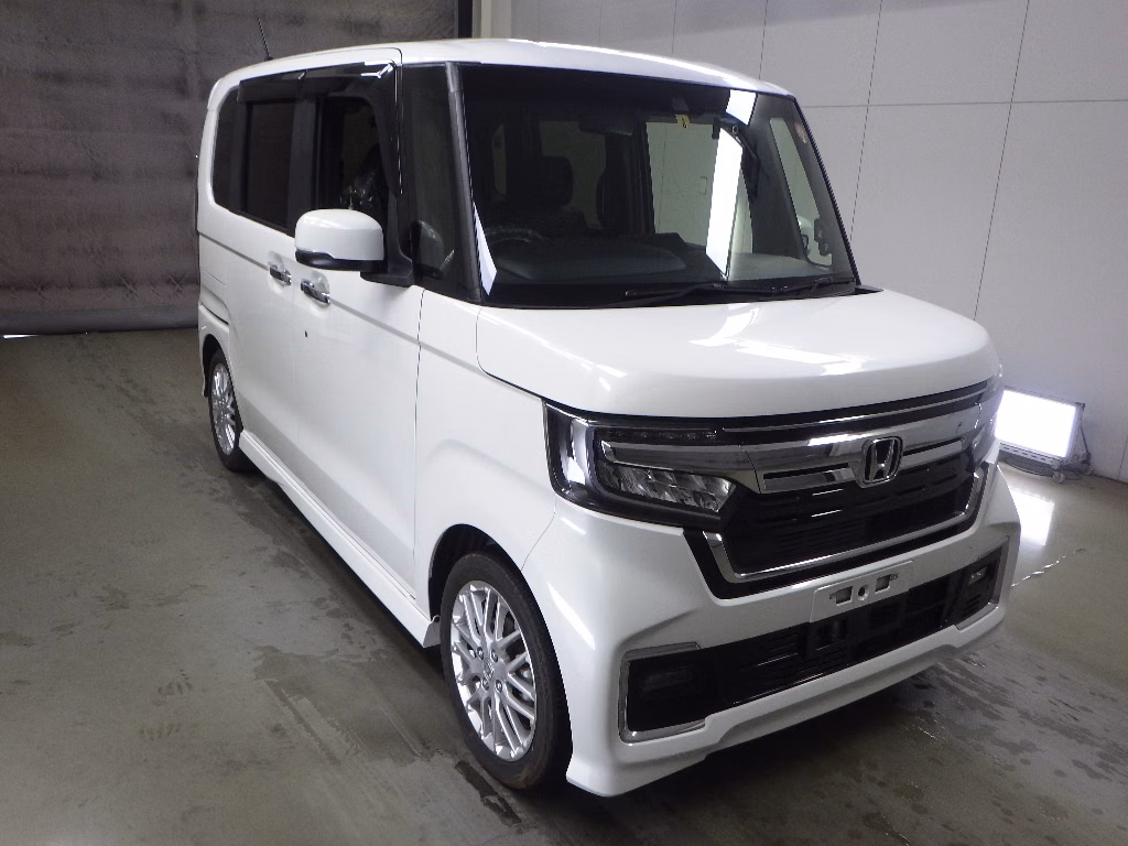 HONDA N-BOX
