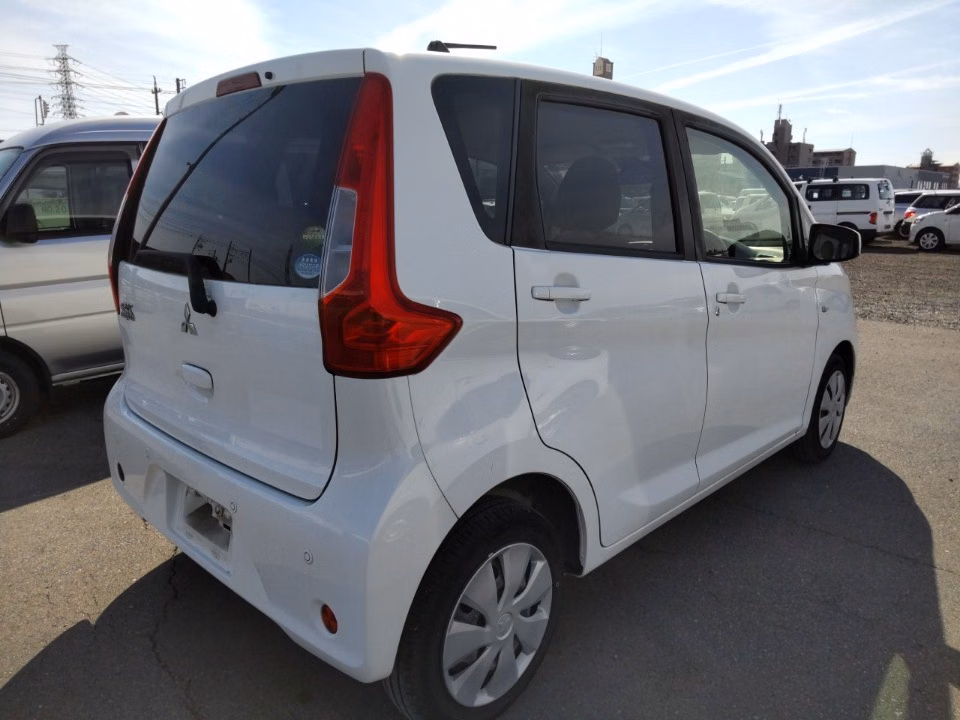 MITSUBISHI EK WAGON