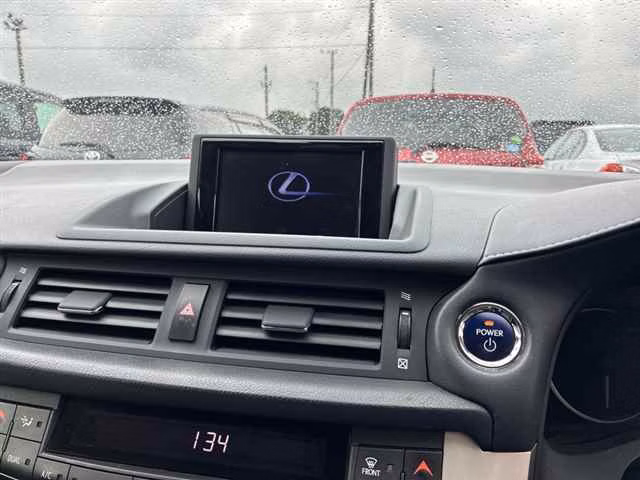 LEXUS CT200H