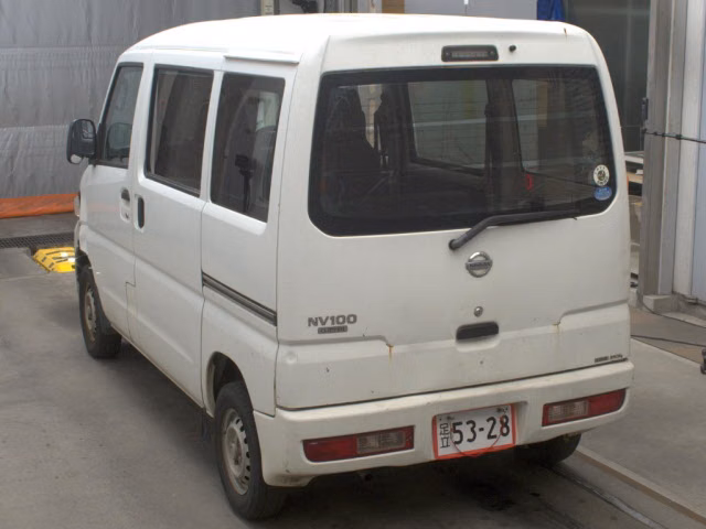 NISSAN NV100 CLIPPER