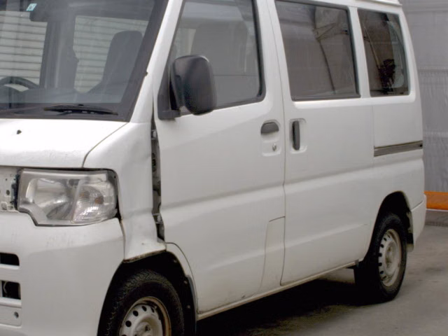 NISSAN NV100 CLIPPER