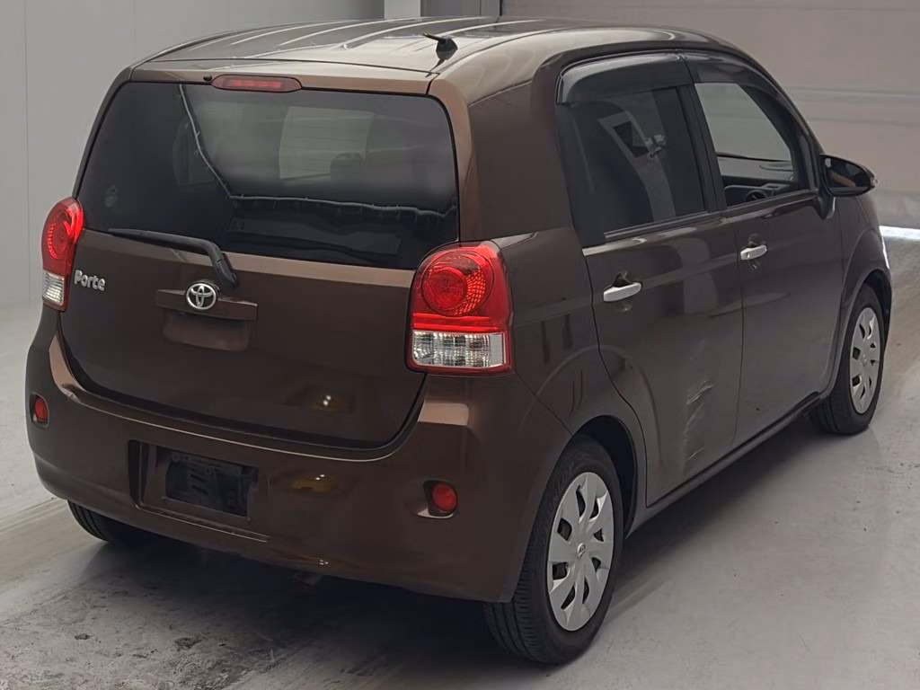 TOYOTA PORTE