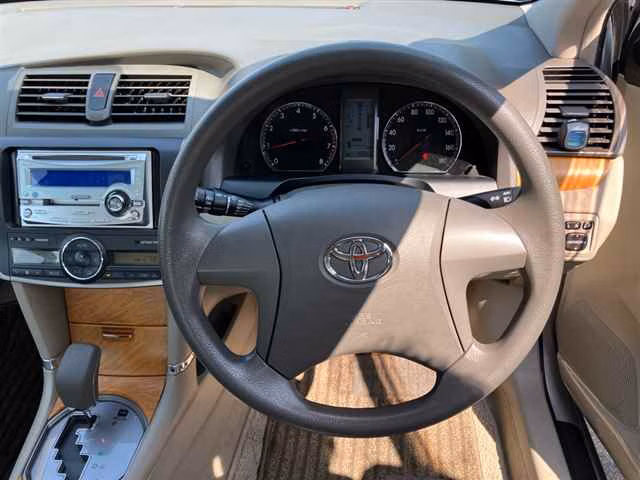 TOYOTA PREMIO