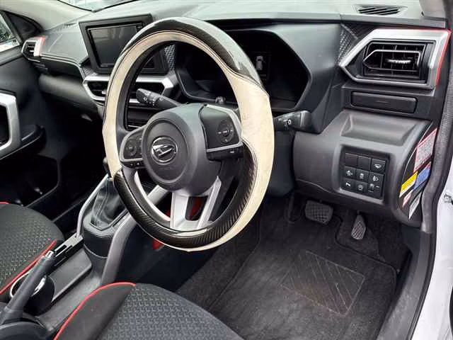 DAIHATSU ROCKY