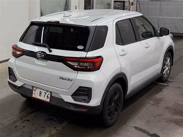 DAIHATSU ROCKY