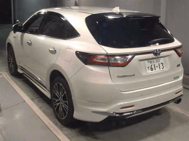 TOYOTA HARRIER