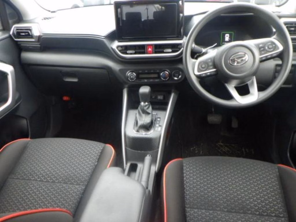 DAIHATSU ROCKY