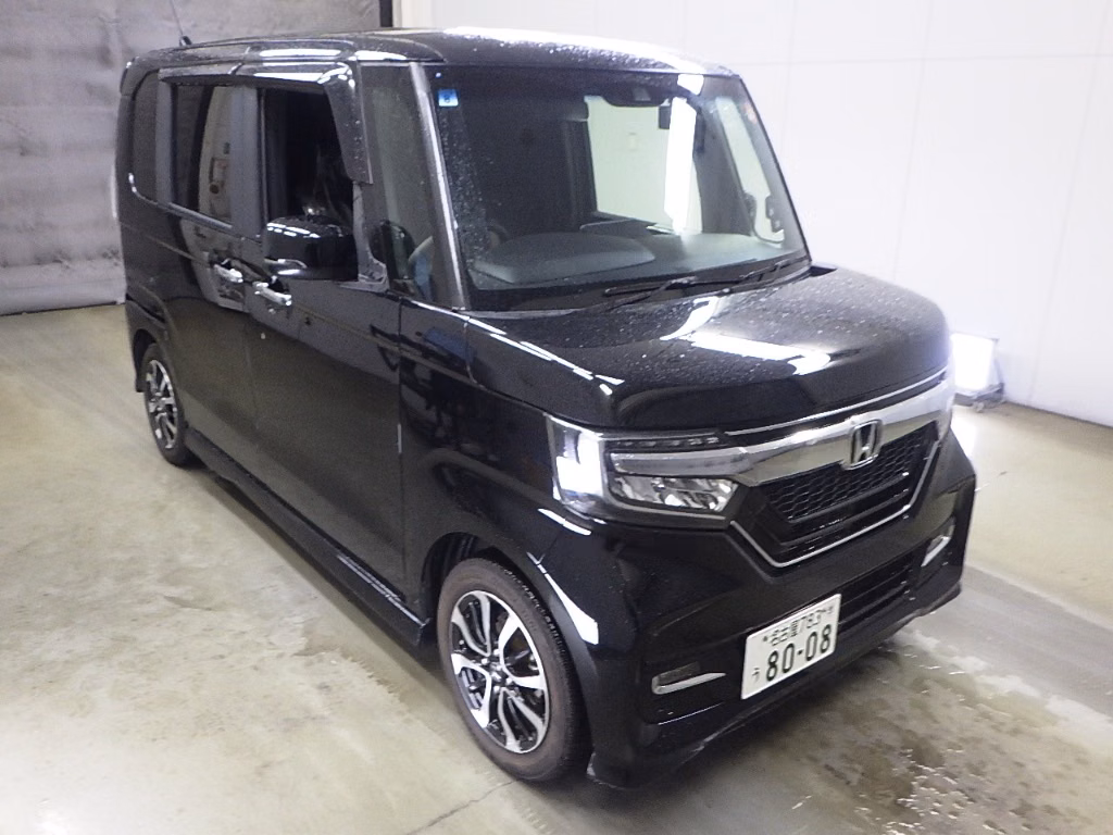 HONDA N-BOX