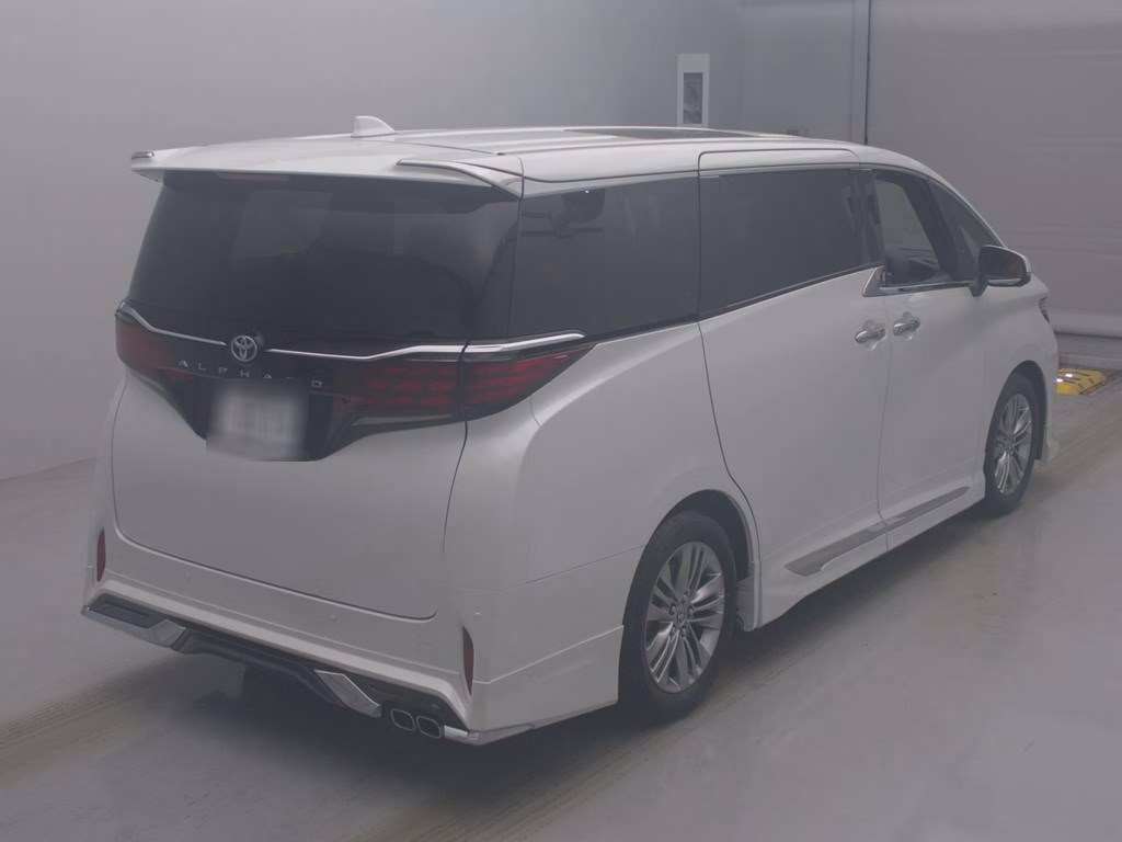 TOYOTA ALPHARD