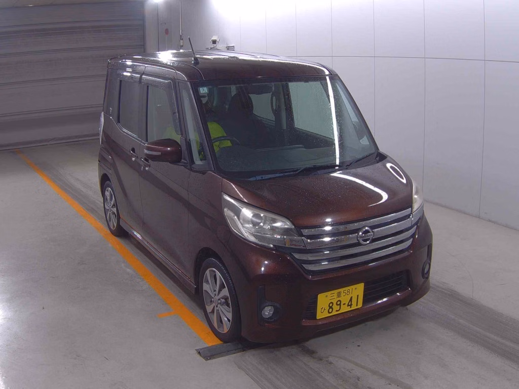 NISSAN DAYZ ROOX