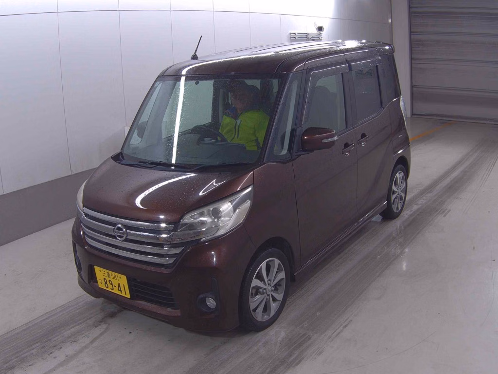 NISSAN DAYZ ROOX