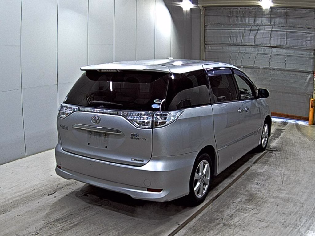 TOYOTA ESTIMA