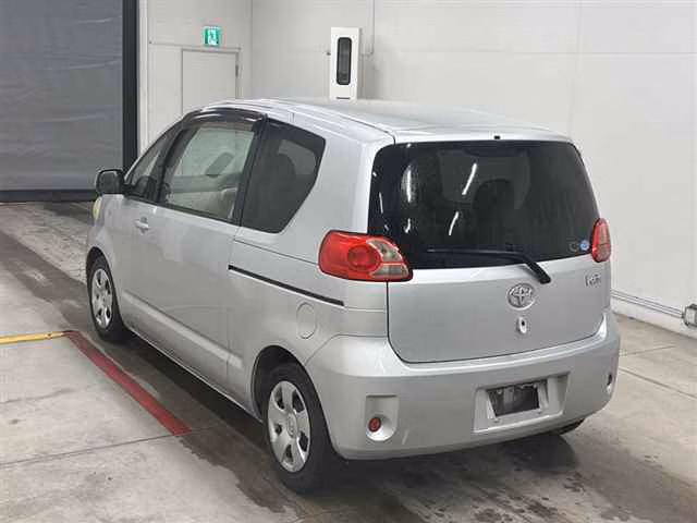 TOYOTA PORTE