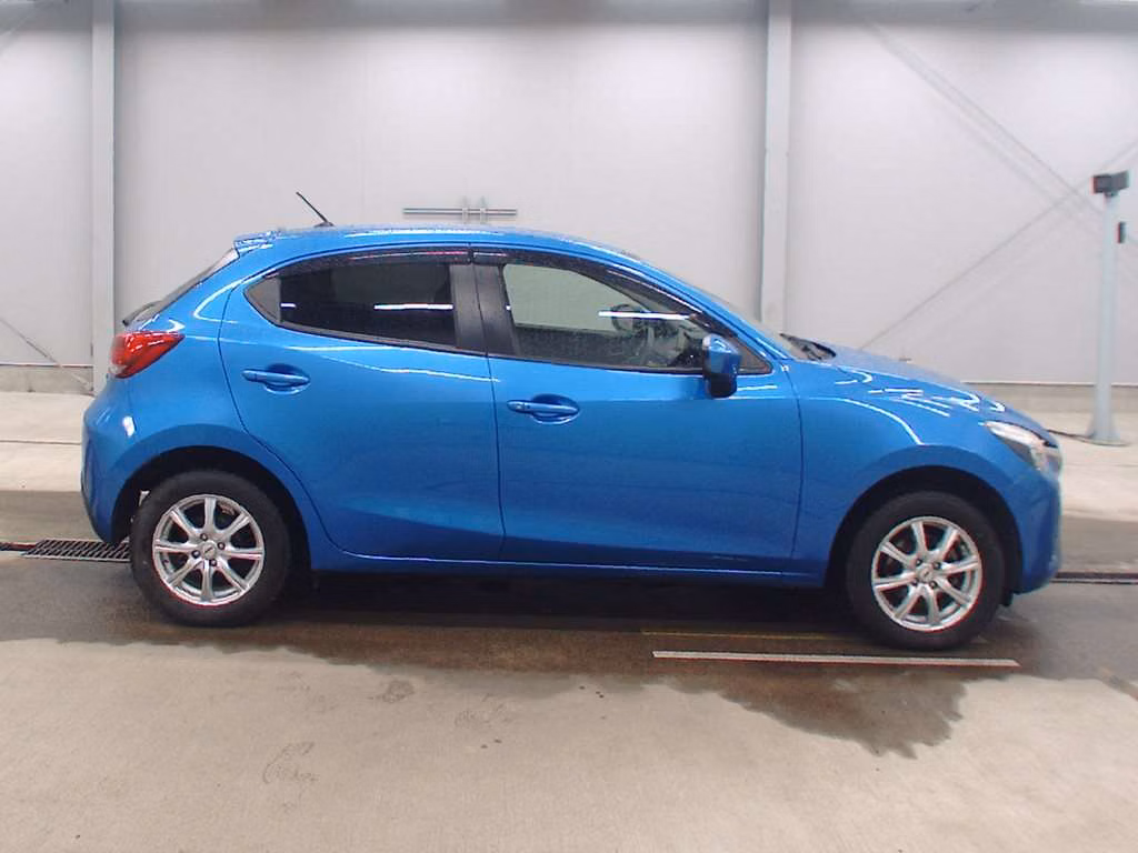 MAZDA MAZDA2