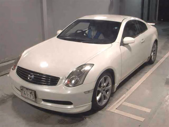 NISSAN SKYLINE