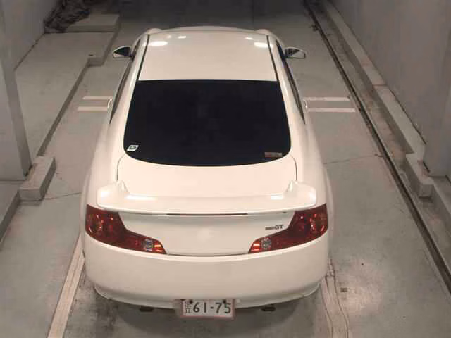 NISSAN SKYLINE