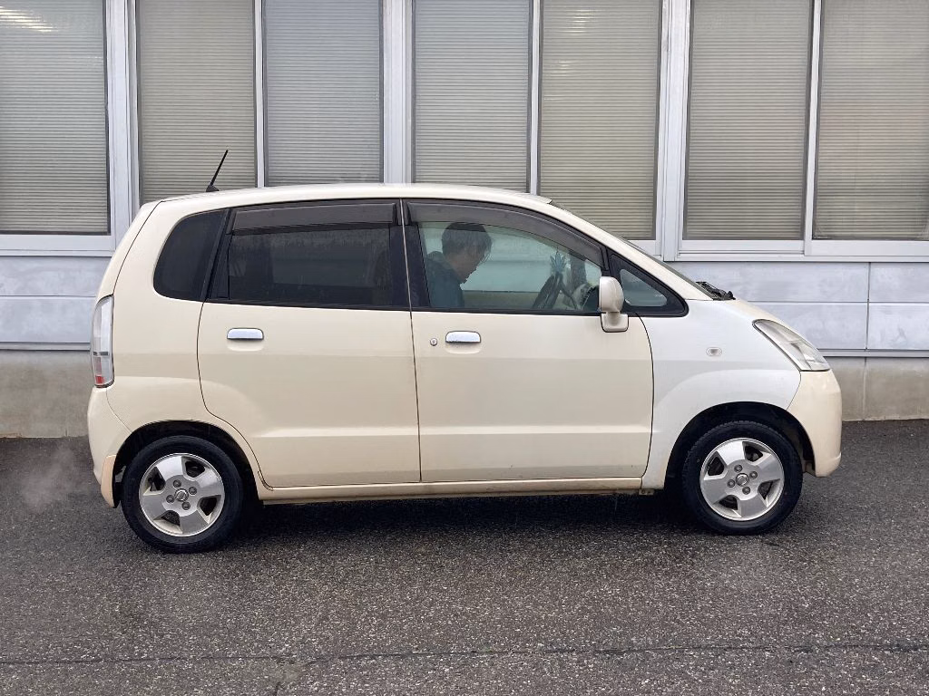 NISSAN MOCO