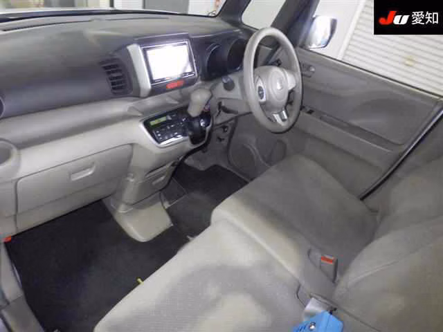 HONDA N-BOX+