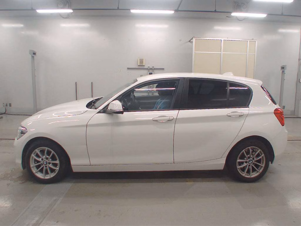 BMW 1-SERIES