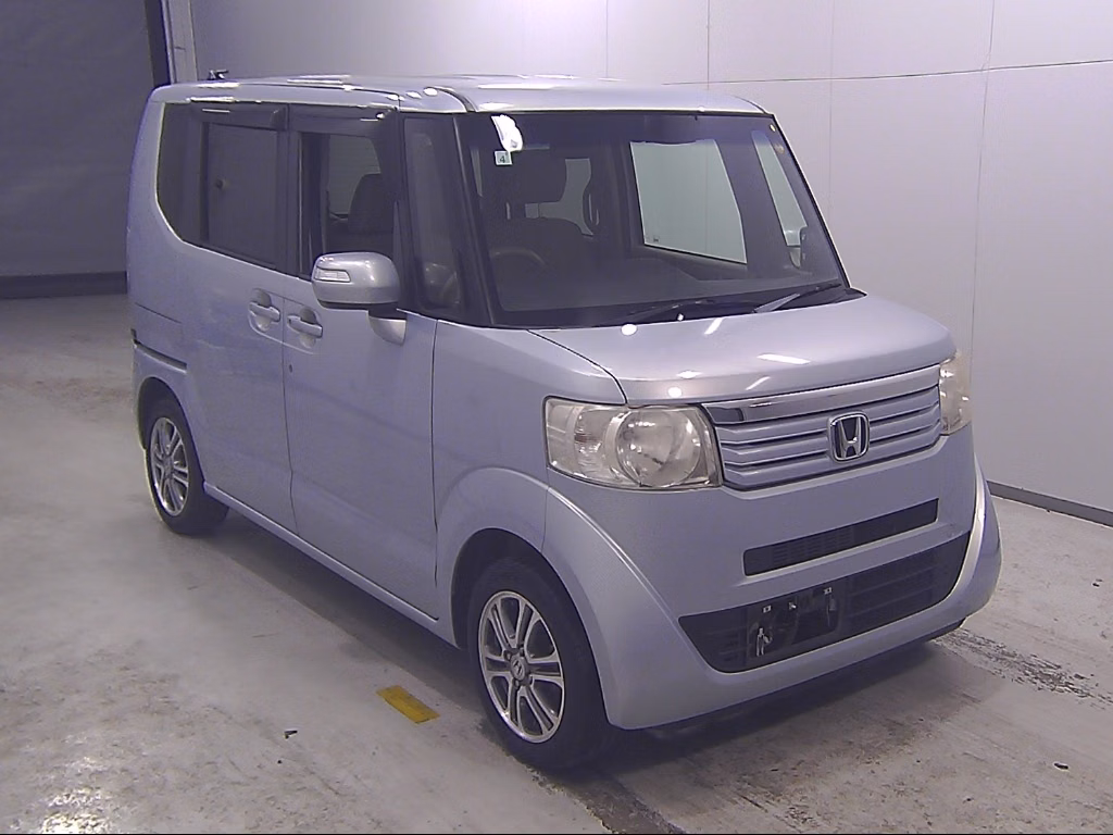HONDA N-BOX