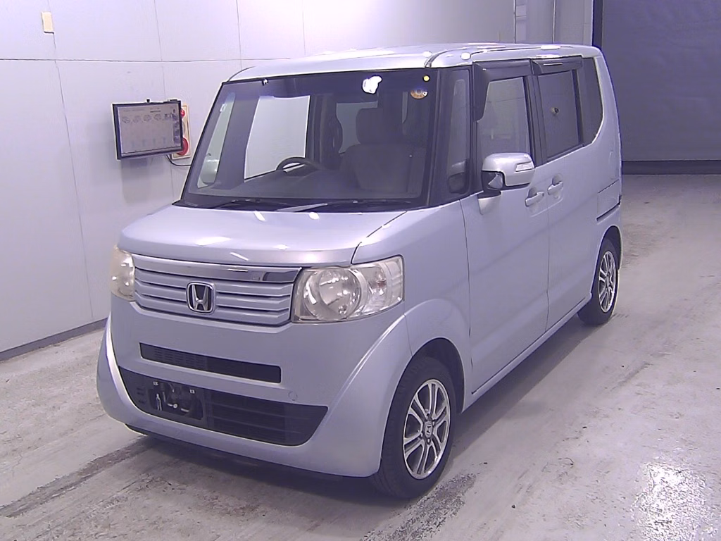 HONDA N-BOX