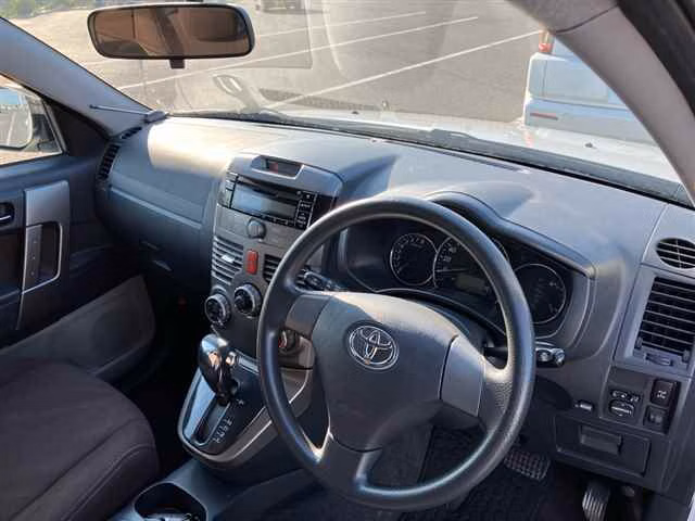 TOYOTA RUSH